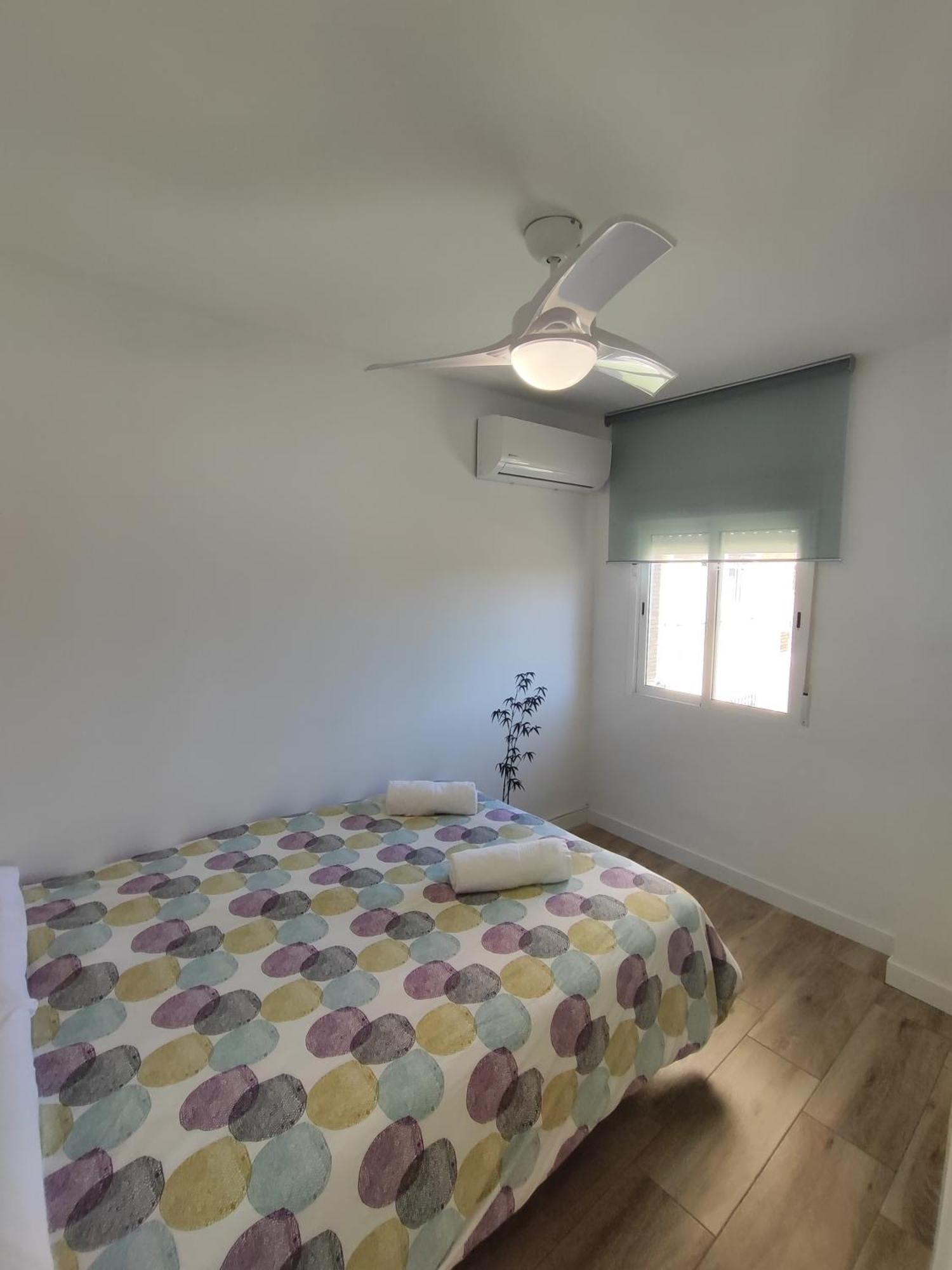 Apartamento Malaga 300 Metros De La Playa מראה חיצוני תמונה